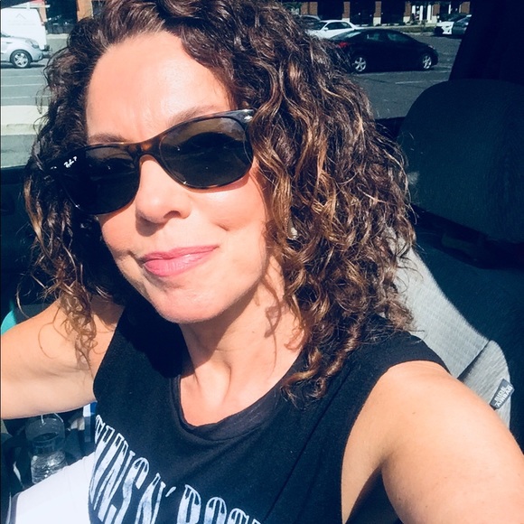 Meet your Posher, AJ - Picture 1 of 1